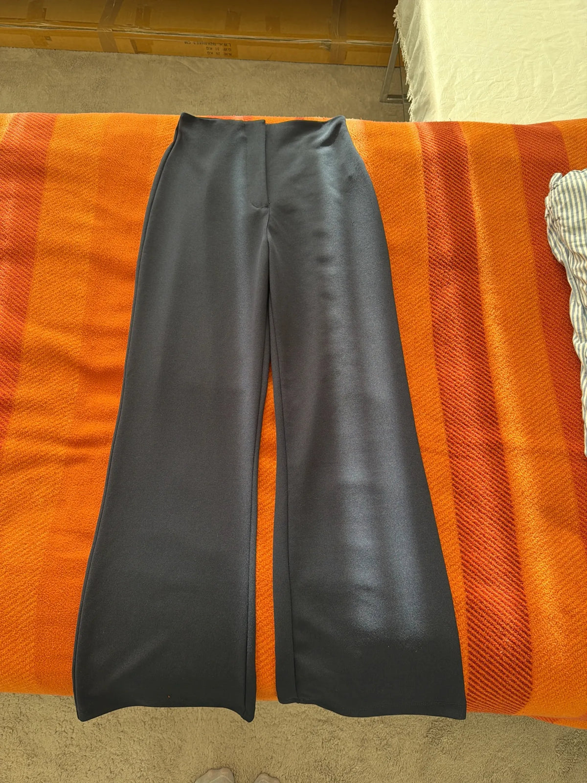 H&M Studio-kostymbyxor NWOT
