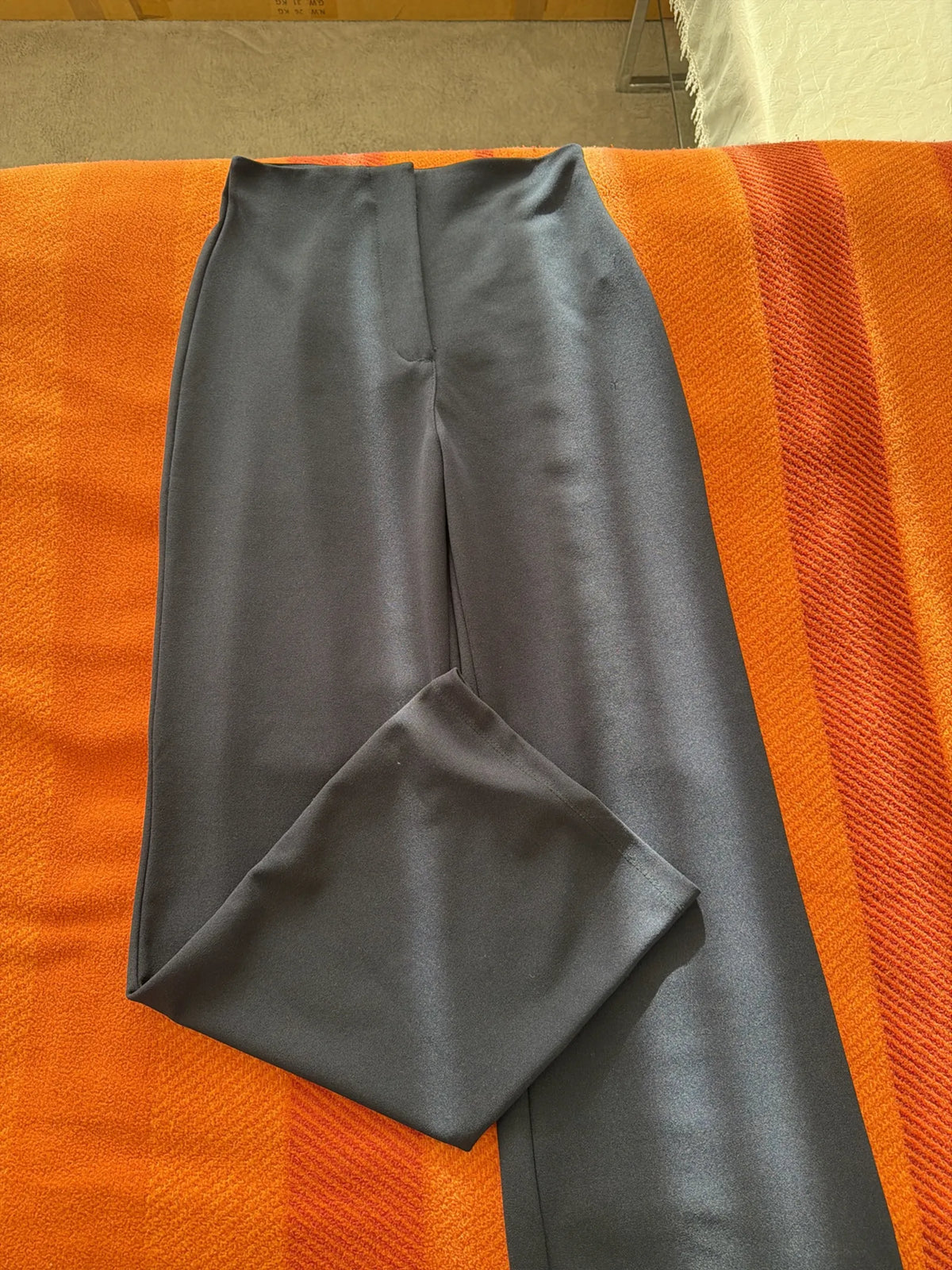 H&M Studio-kostymbyxor NWOT