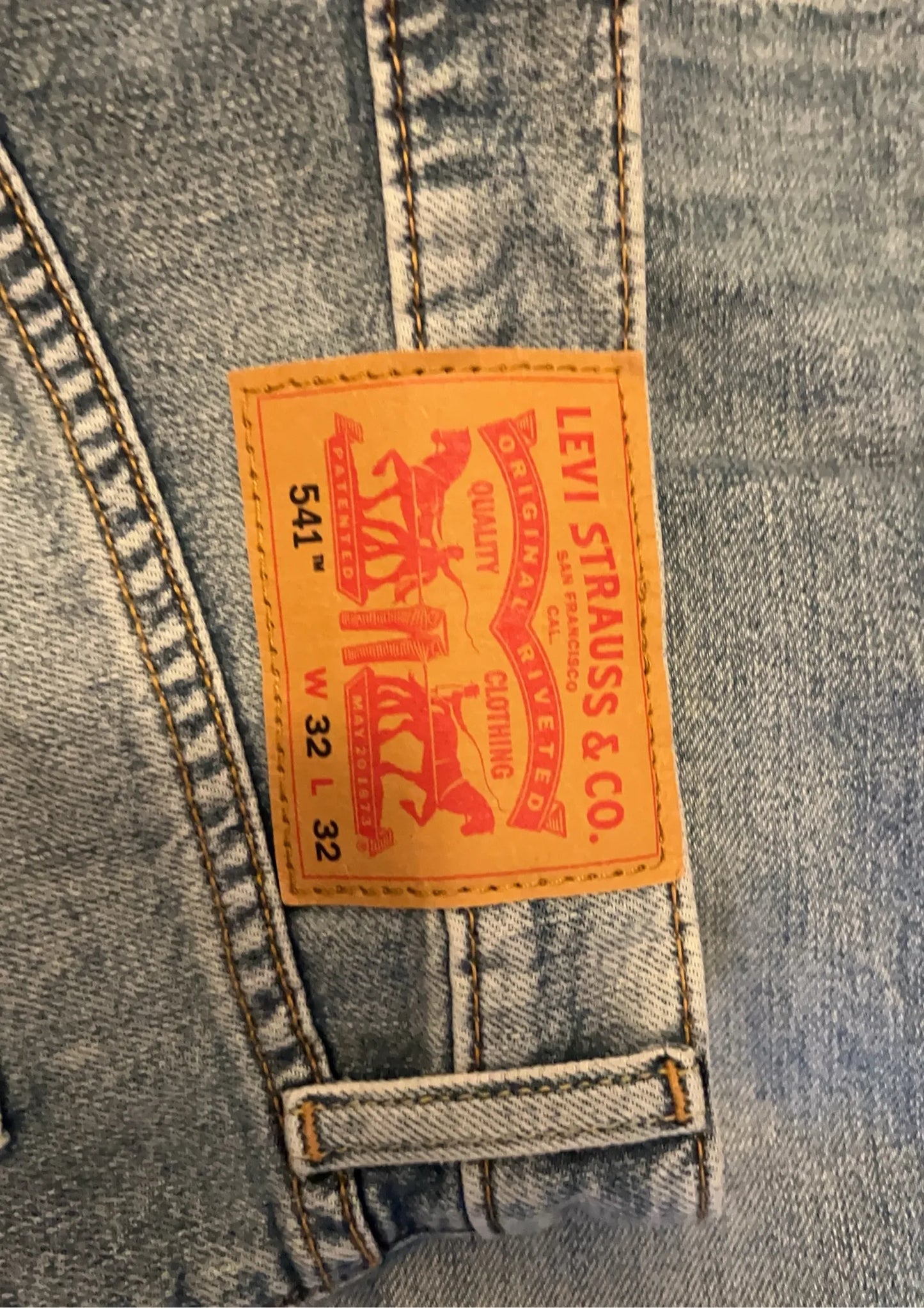 Levi's Levis 541-jeans NWOT