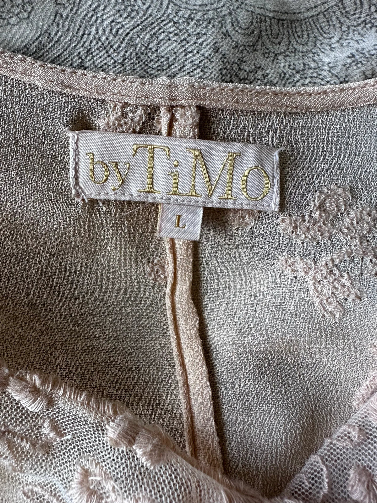 By Timo Blouse