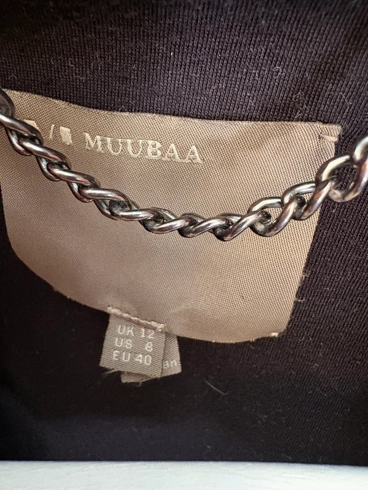 Muubaa-skinnjacka