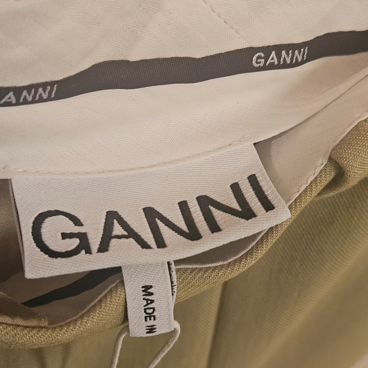 Ganni-kostymbyxor NWT