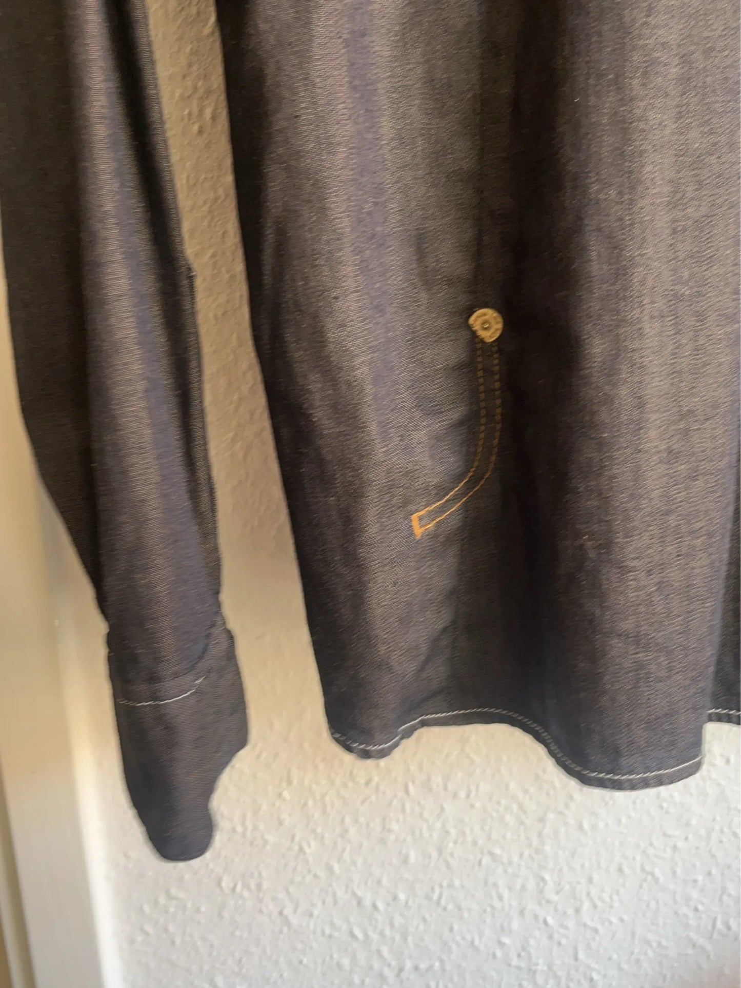 Lee Shirt