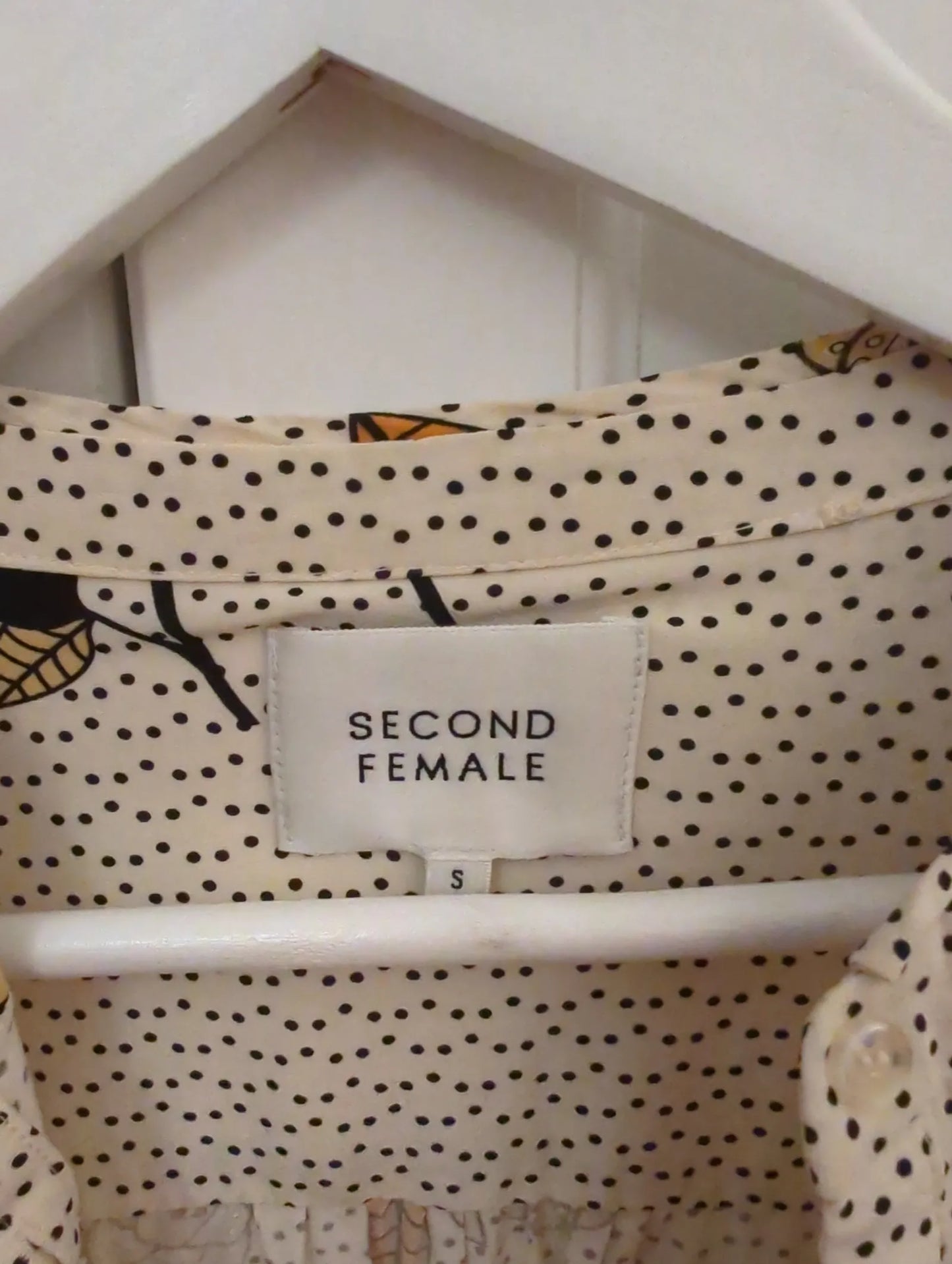 Second Female-blus