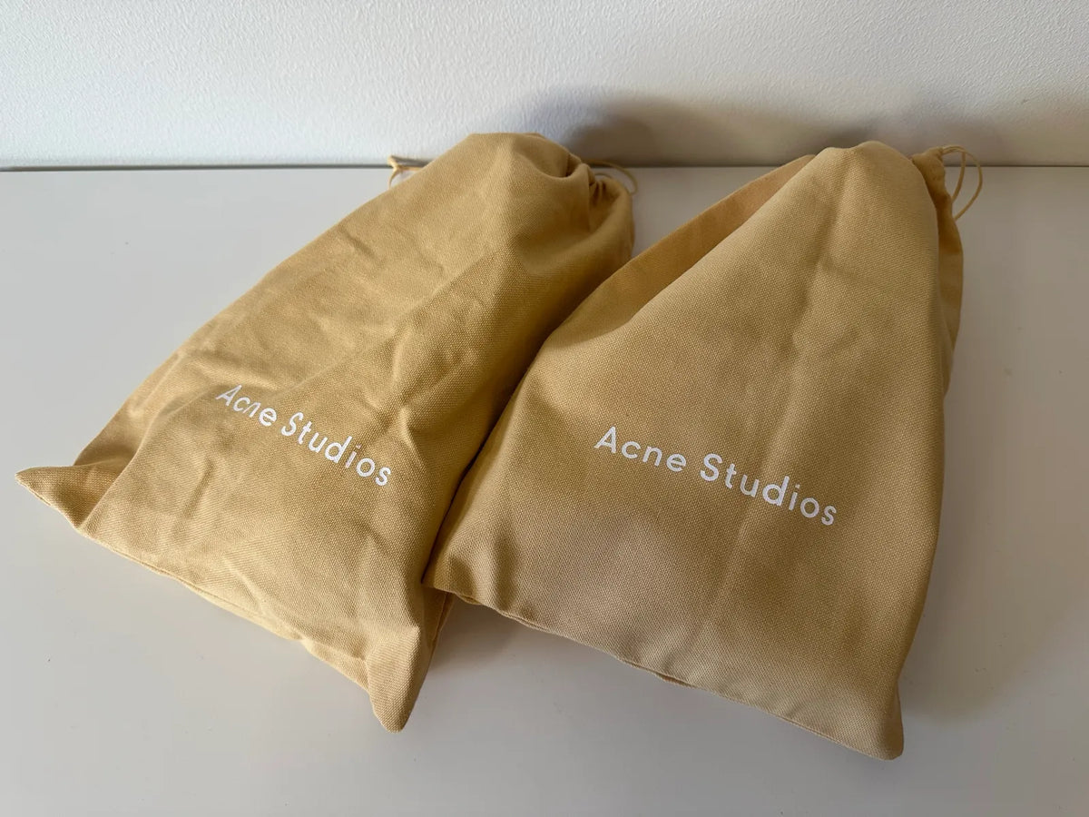 Acne Studios-skinnboots