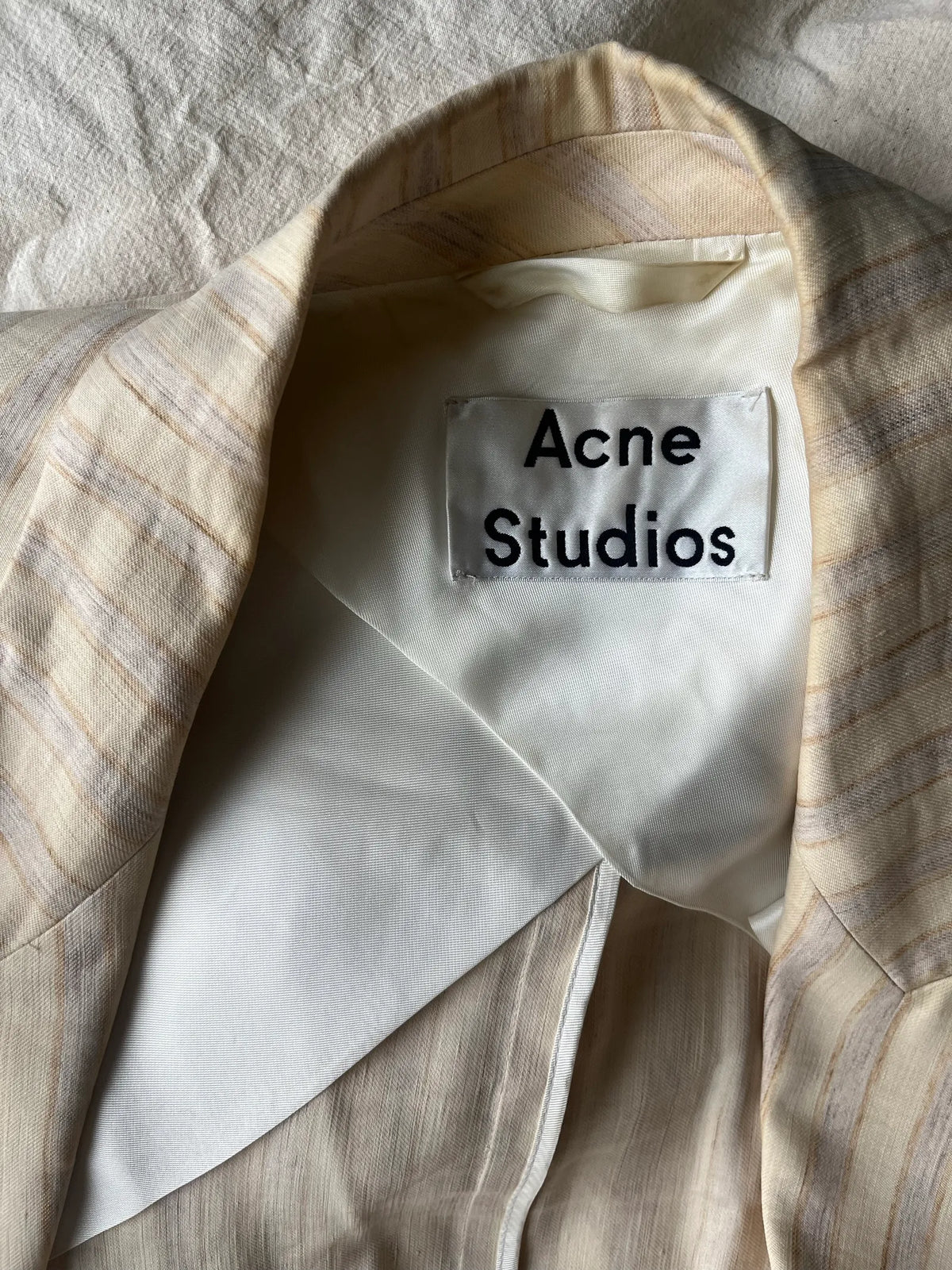 Acne Studios Krishta-linnekavaj