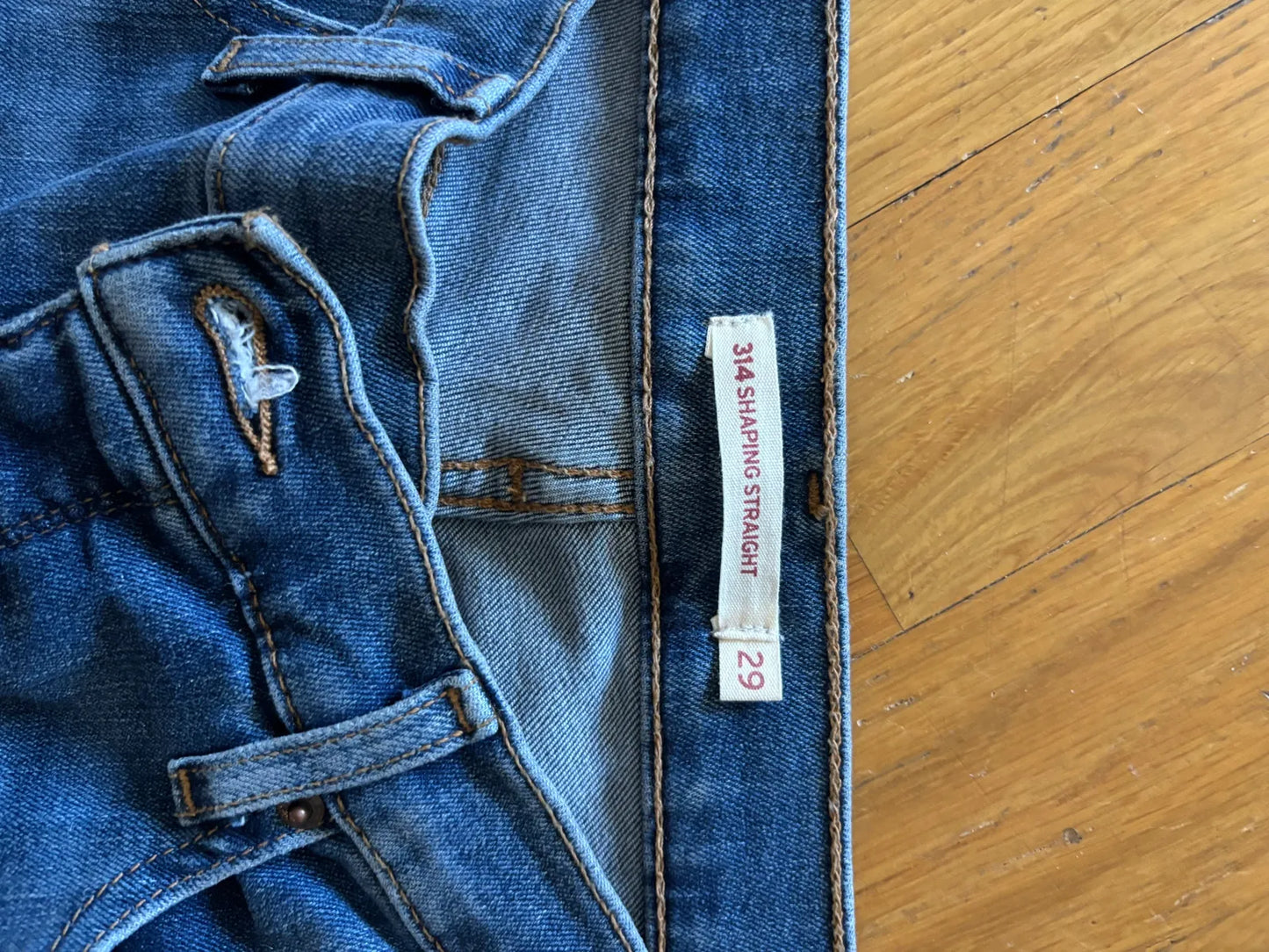 Levi's 314 Straight-jeans NWOT