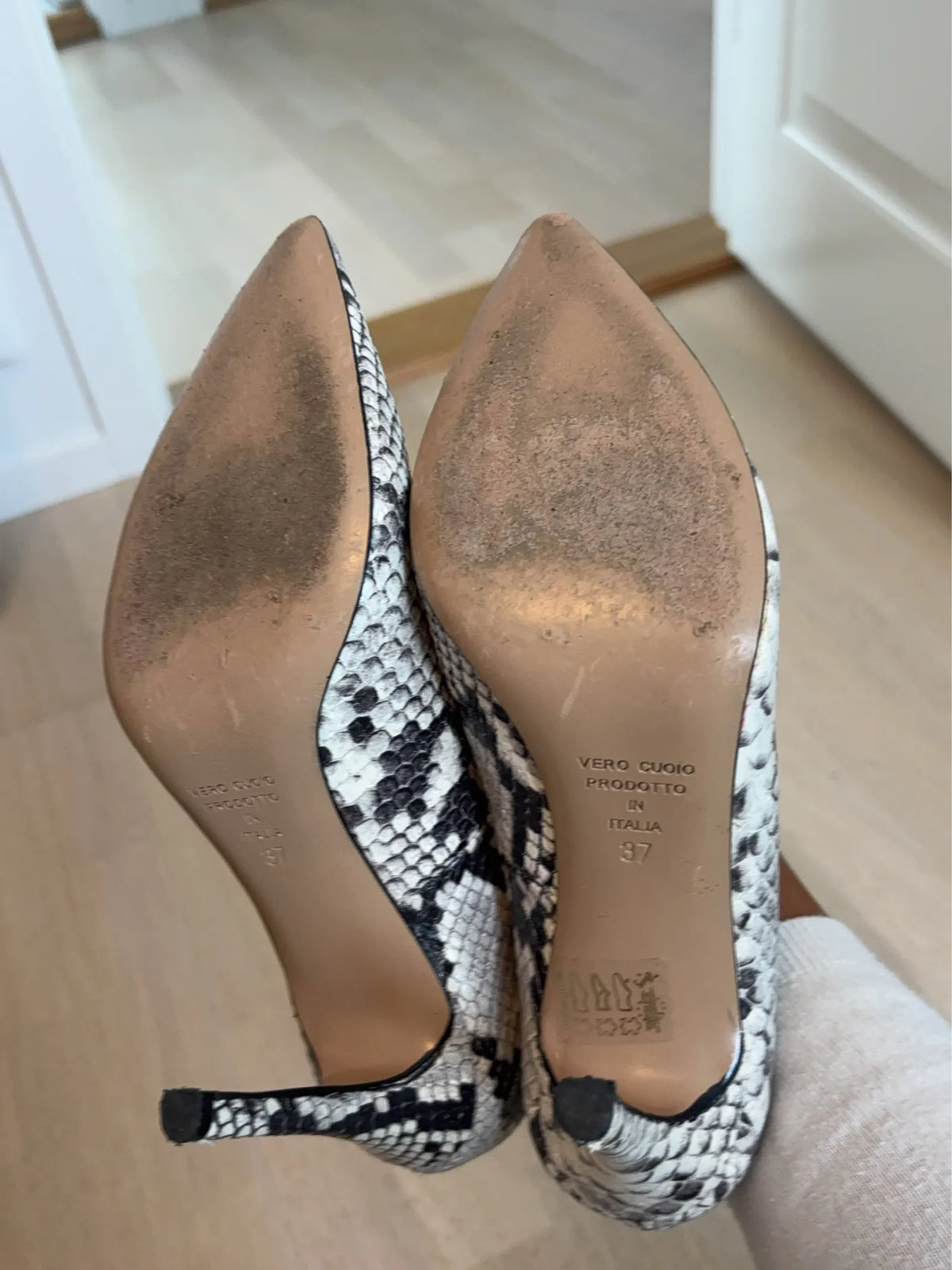 Jennie-Ellen Heels