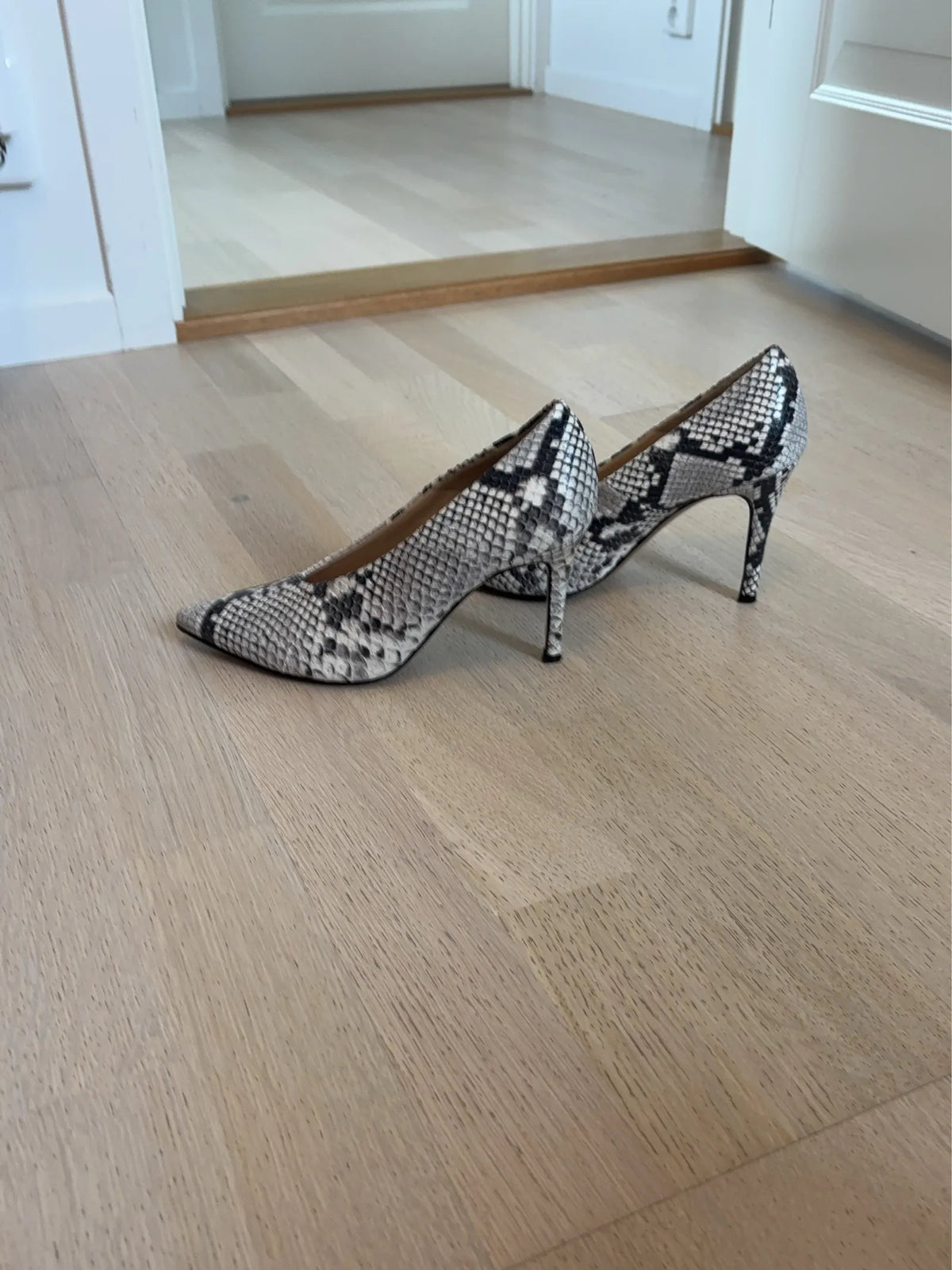 Jennie-Ellen Heels