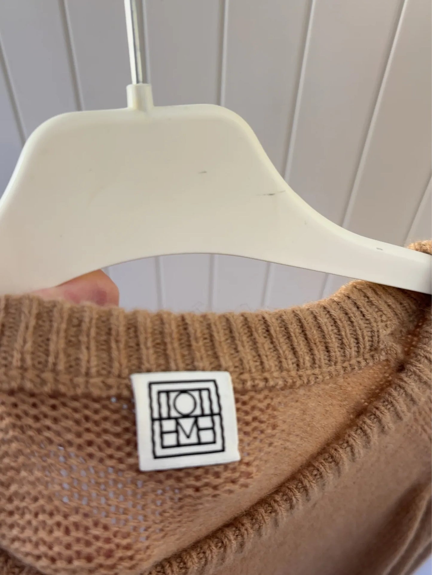 Toteme-ulltröja NWOT