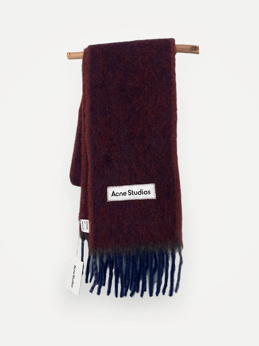 Acne Studios-ullhalsduk NWOT