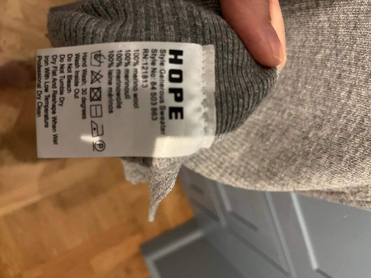 Hope-ulltröja
