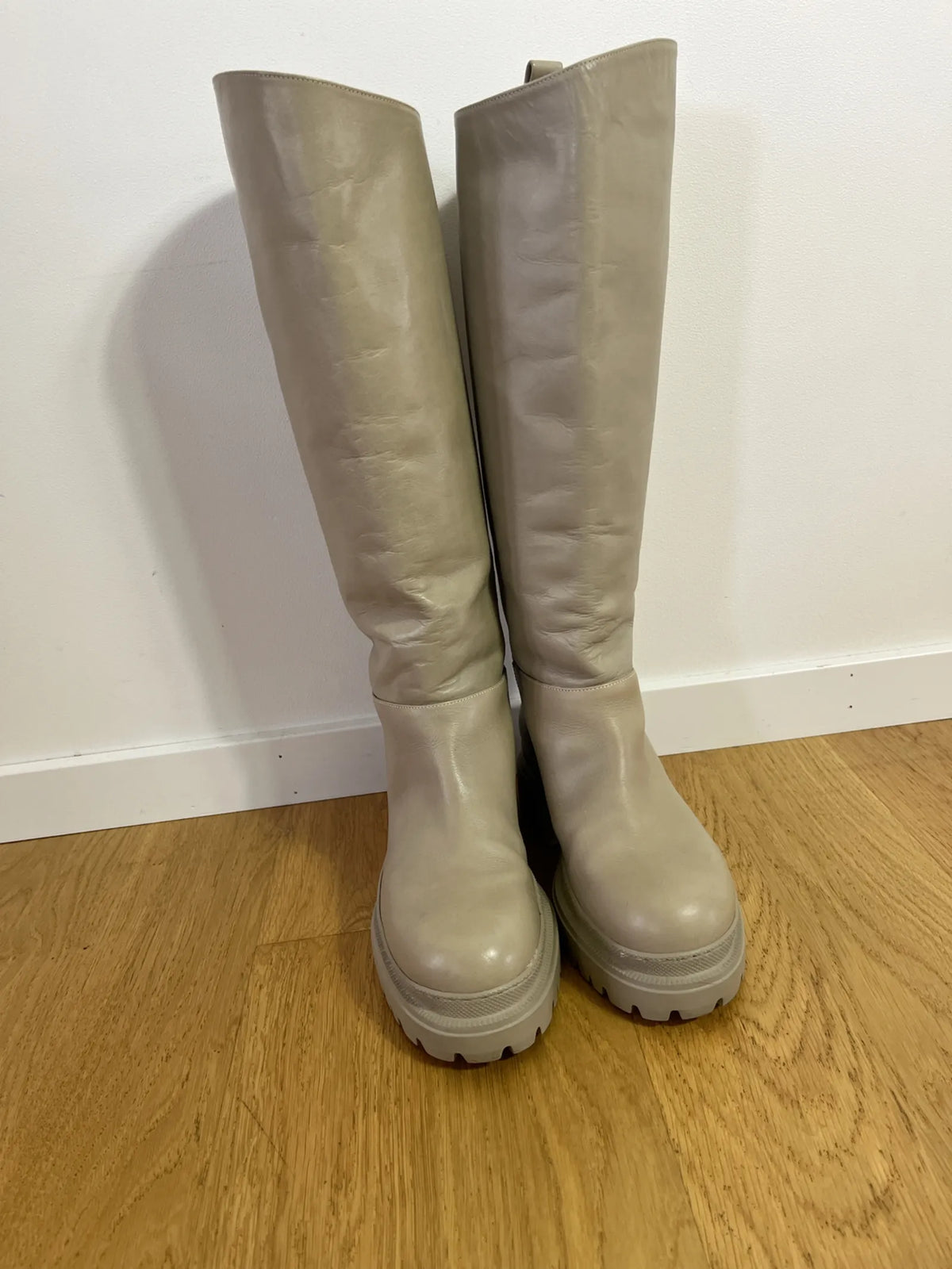 Arket Boots