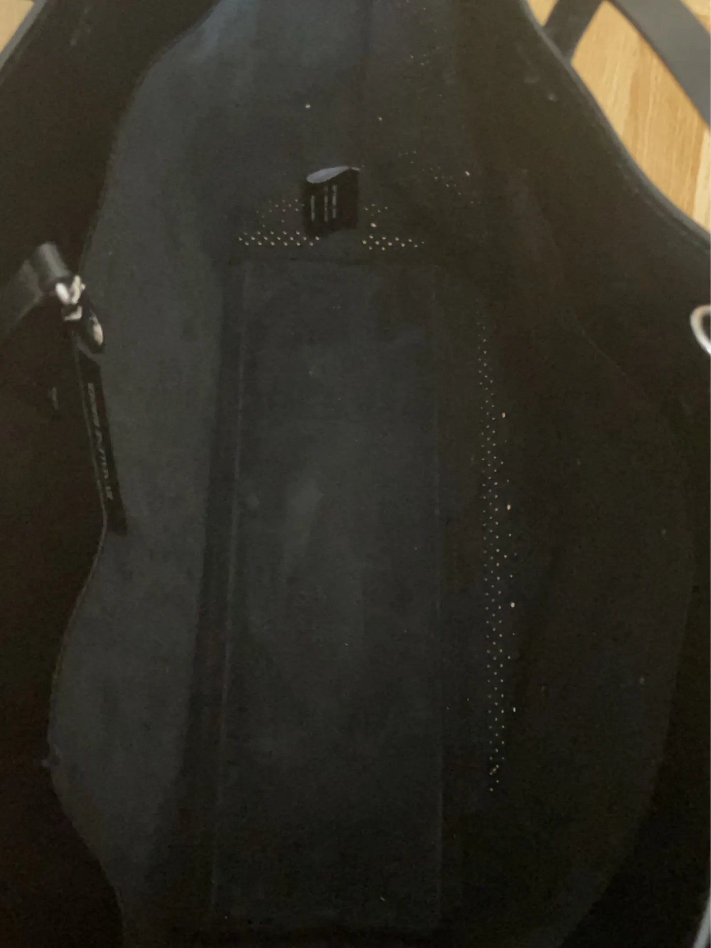 By Malene Birger Evin Tote-skinnhandväska