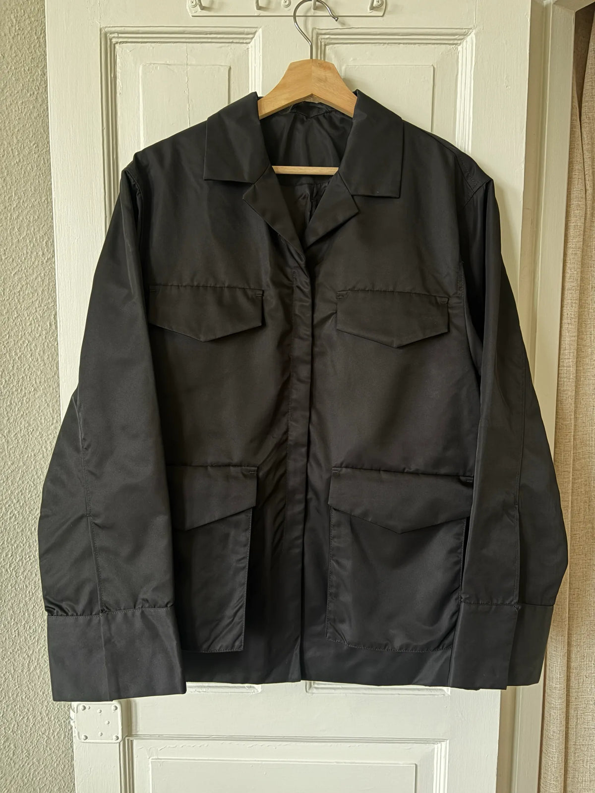 Toteme Army-jacka NWOT