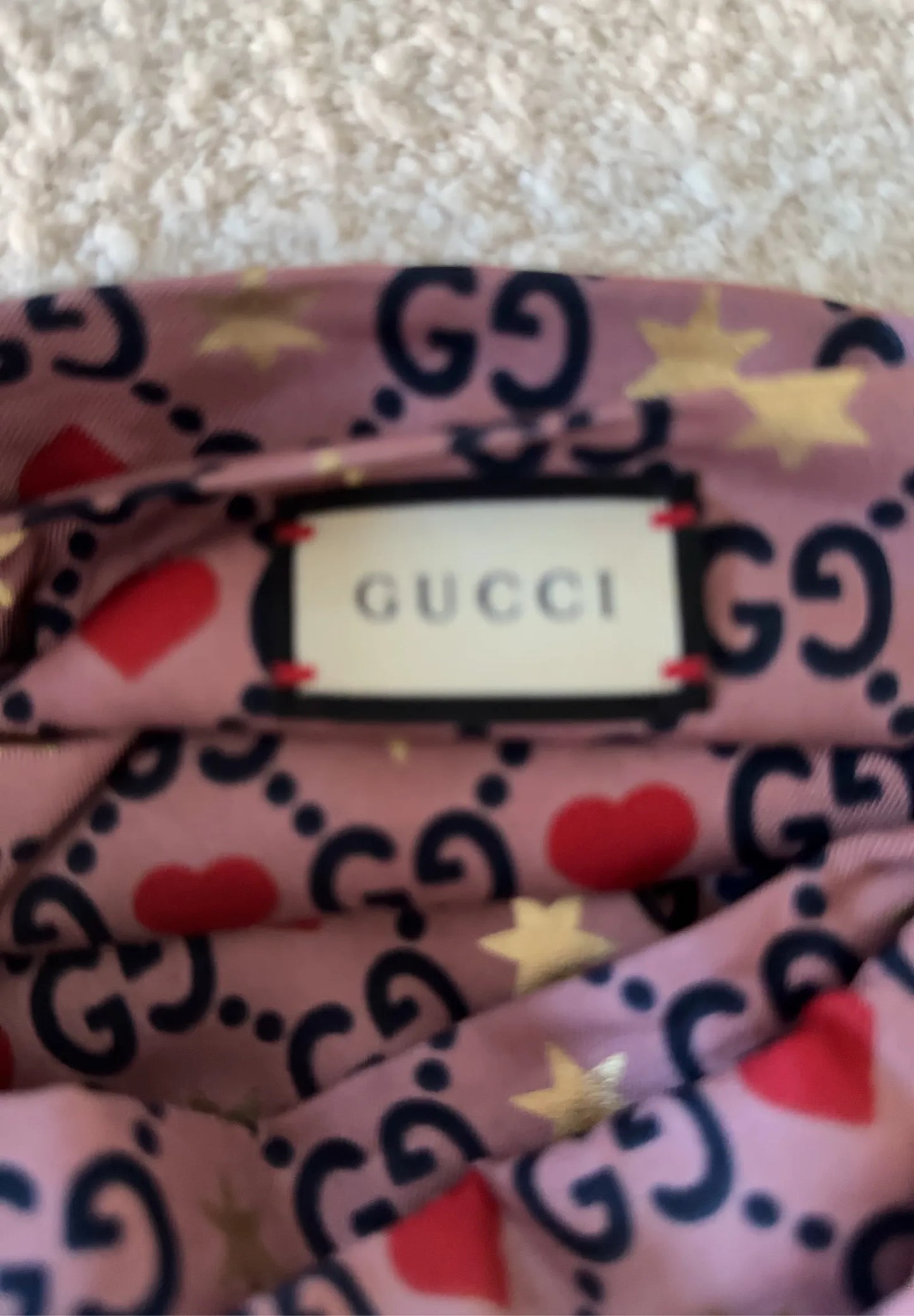 Gucci-sidensjal