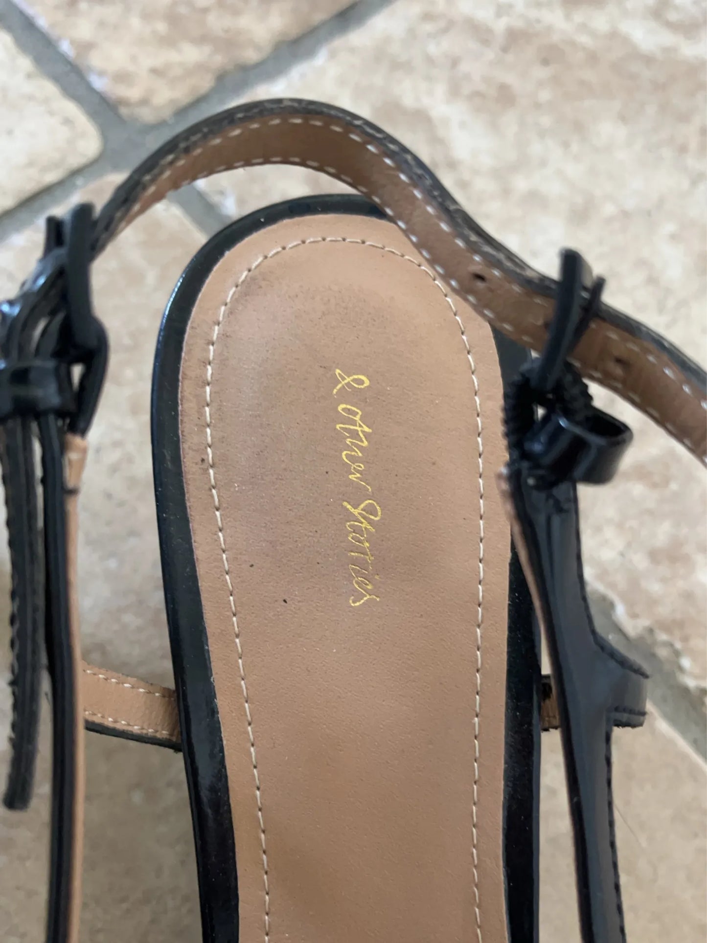 & Other Stories Slingback-skinnklackar