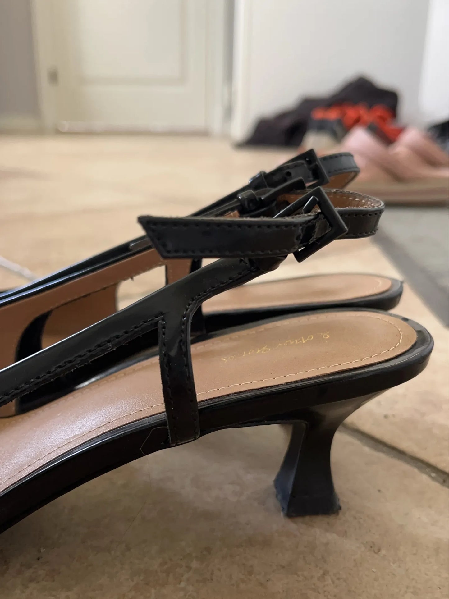 & Other Stories Slingback-skinnklackar