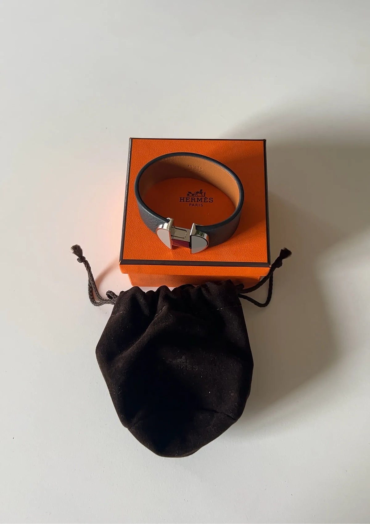 Hermès Hermés Tad Manchette 2002-skinnarmband NWOT
