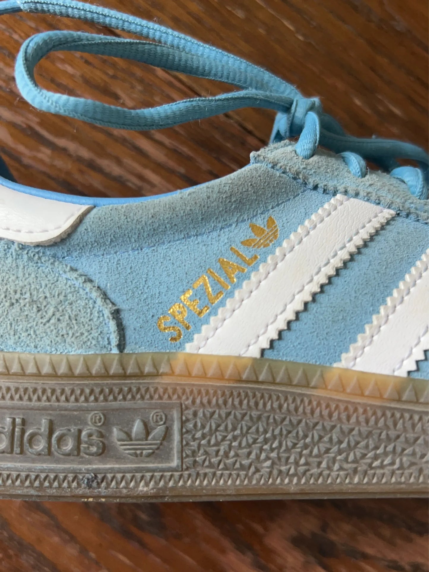 Spezial Sneakers