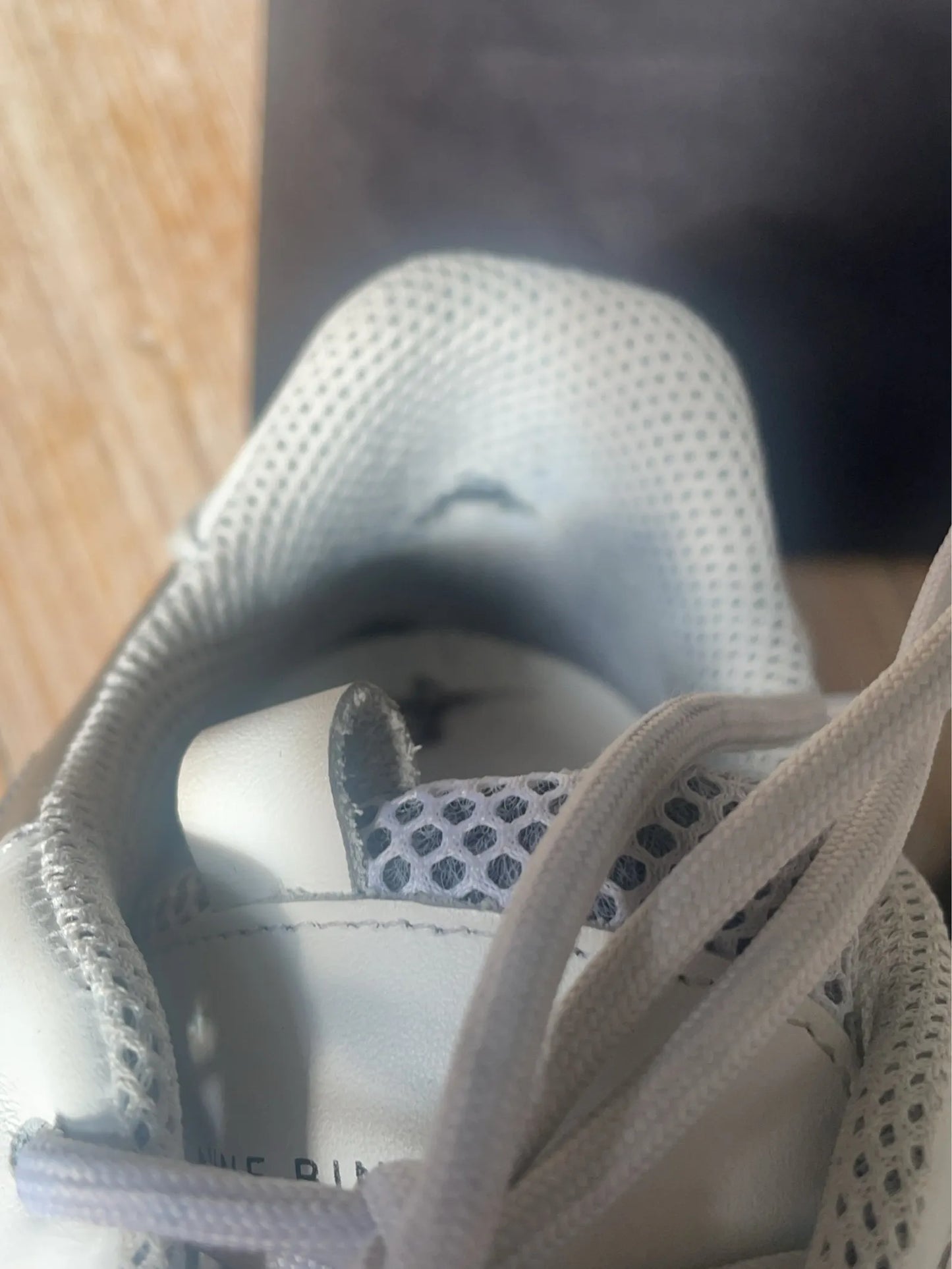 Anine Bing Sneakers