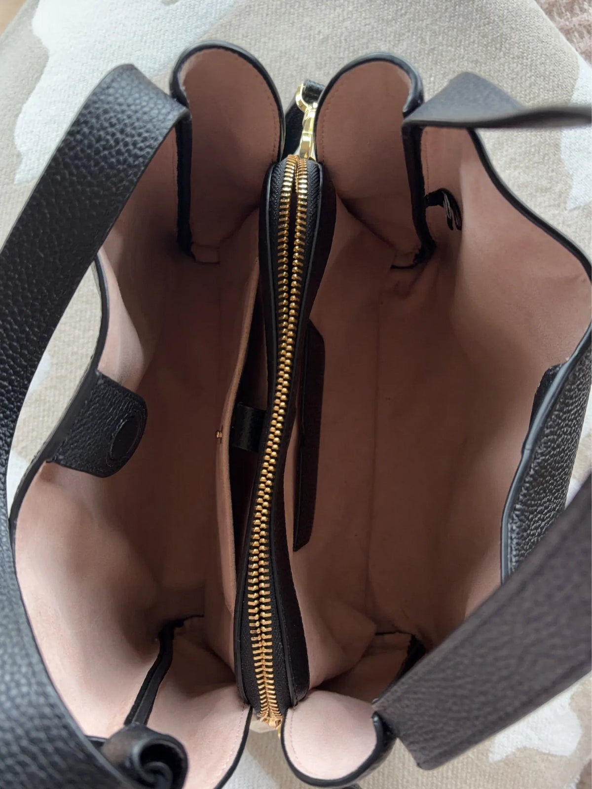 Kate Spade Knott Pebbled Medium Tote Shoulder bag