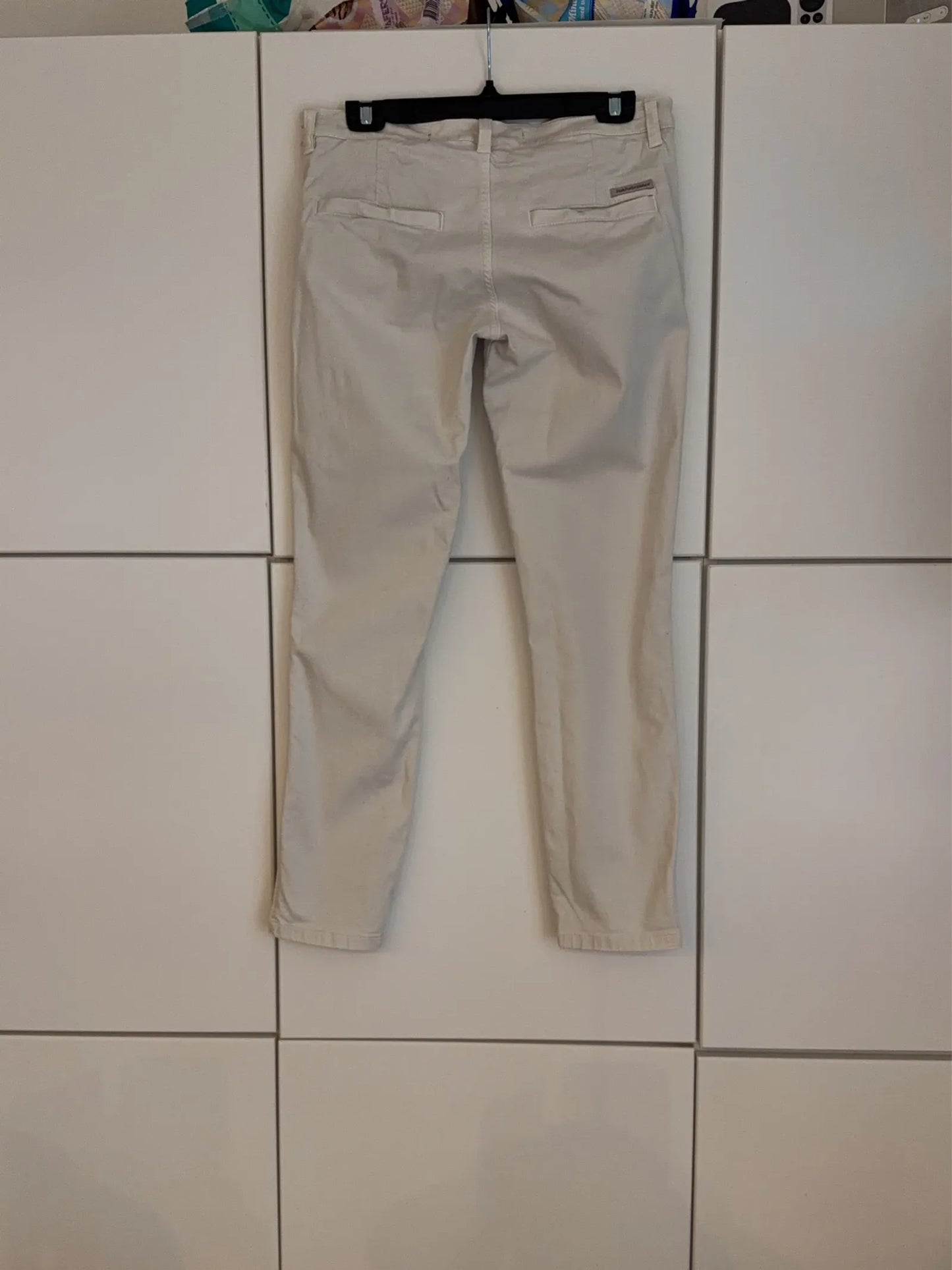 Peak Performance Chinos