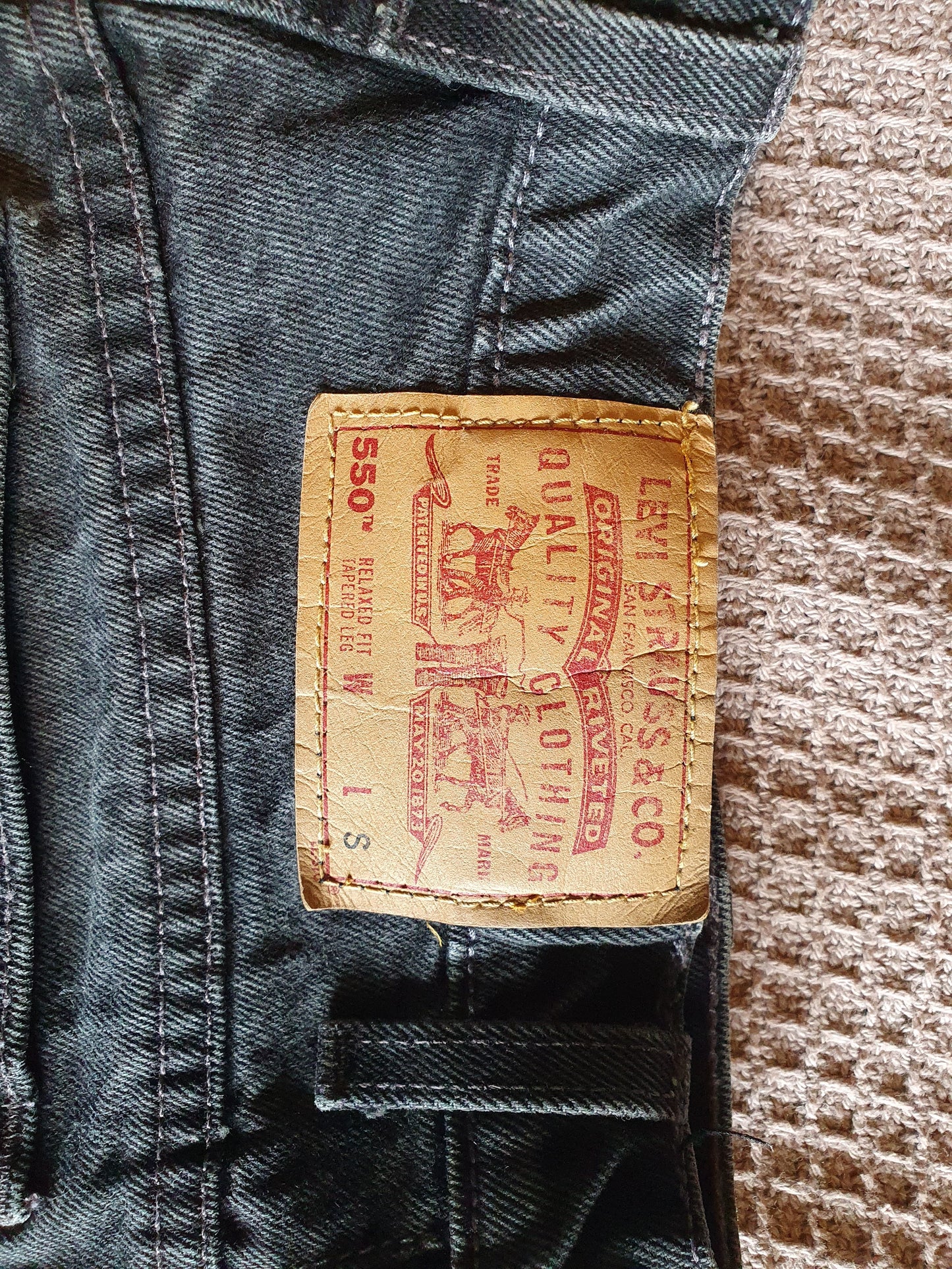 Levi's 550 Shorts