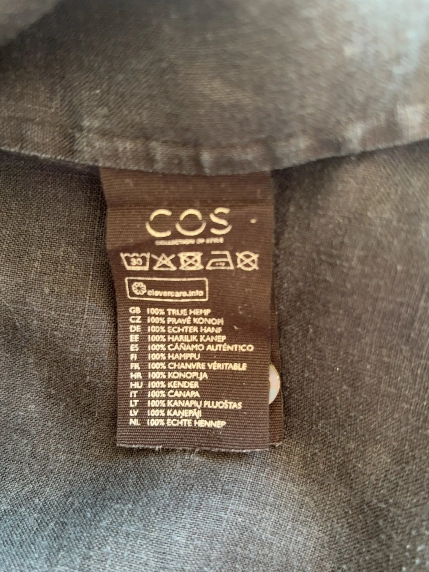 Cos-linneskjorta