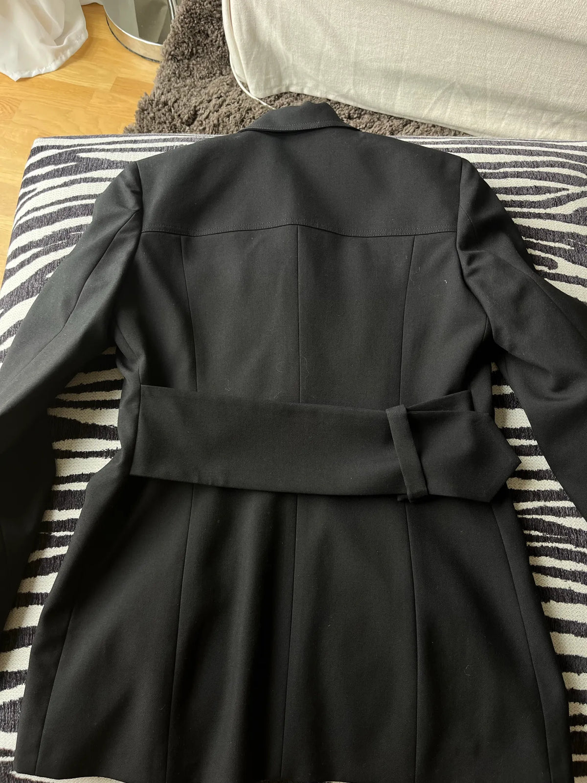Off-White-ullkavaj NWOT