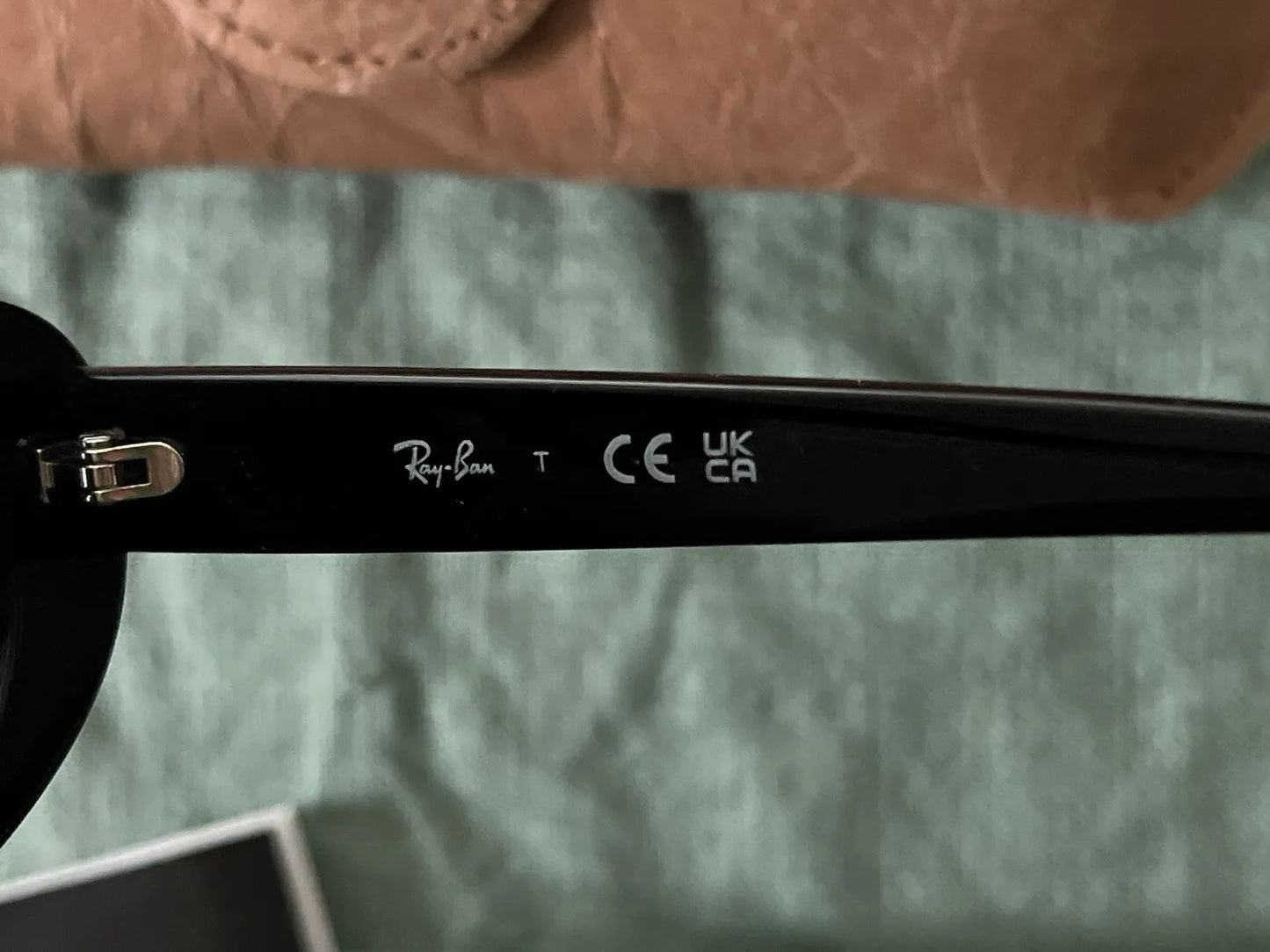 Ray-Ban Rb4441d-solglasögon NWOT