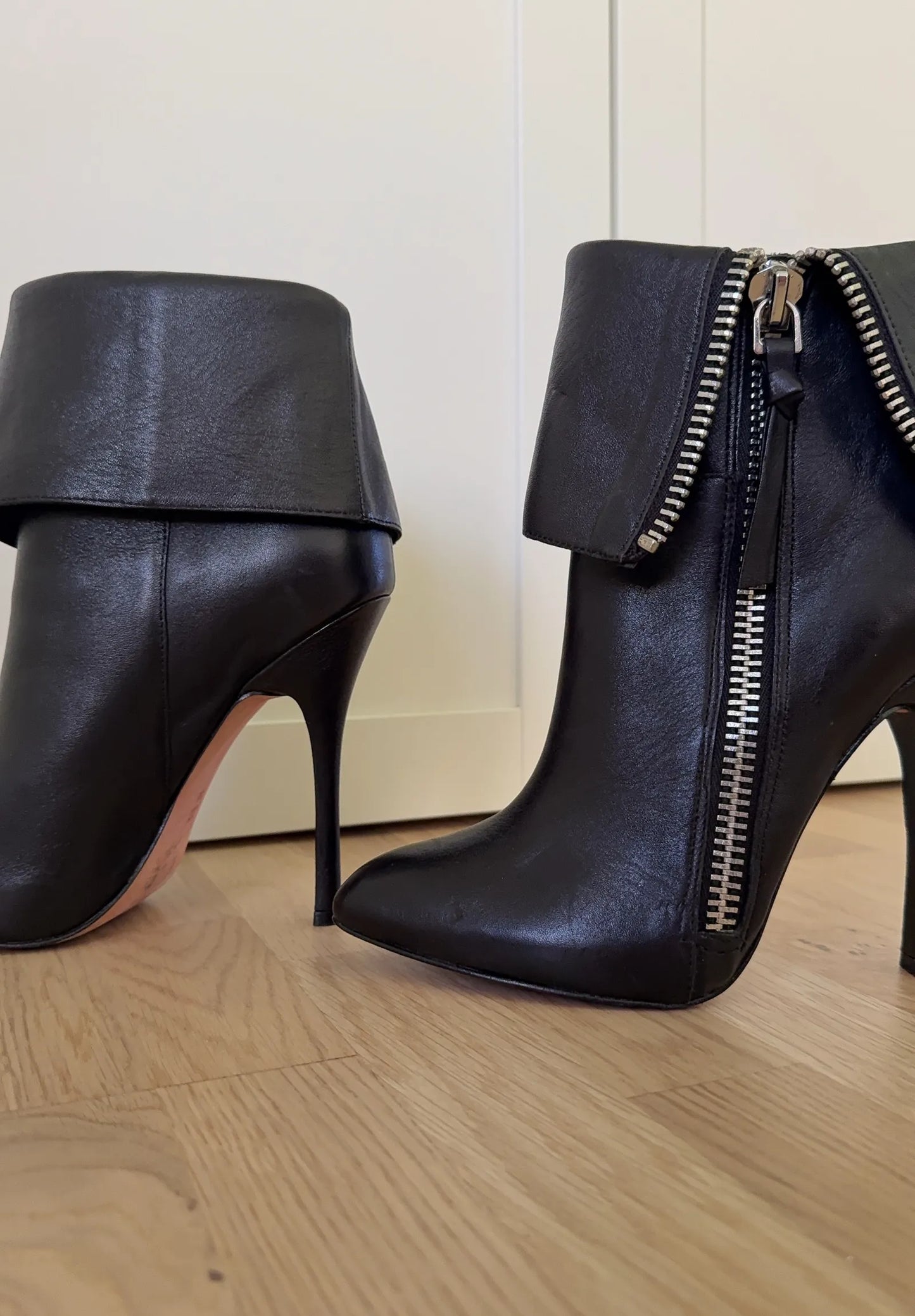 Jean-Michel Cazabat Heels