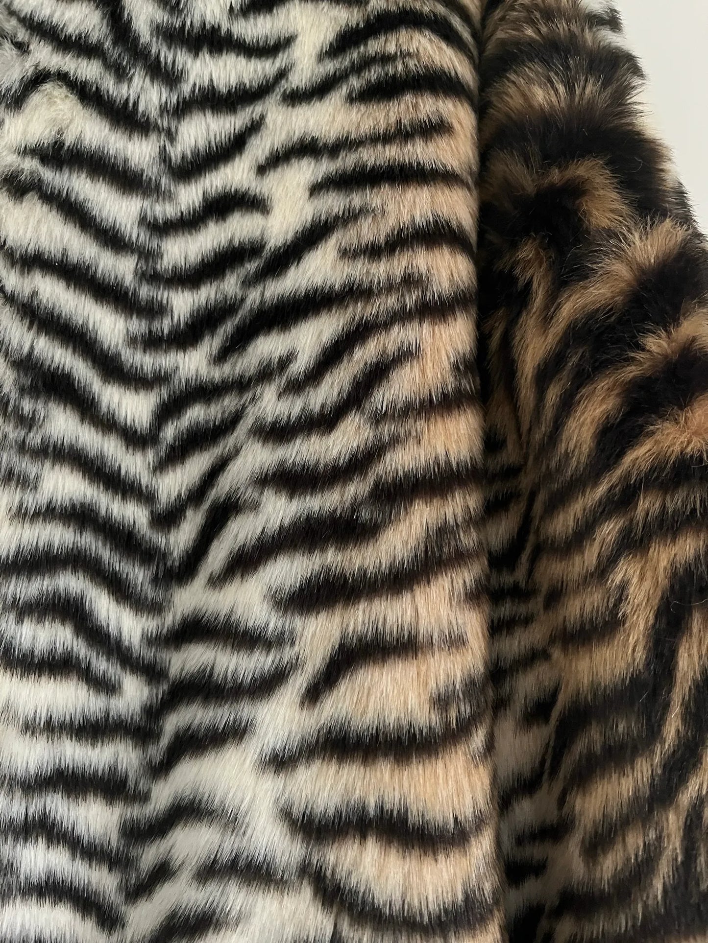 Stella Mccartney Faux Fur Tiger Bomber-jacka