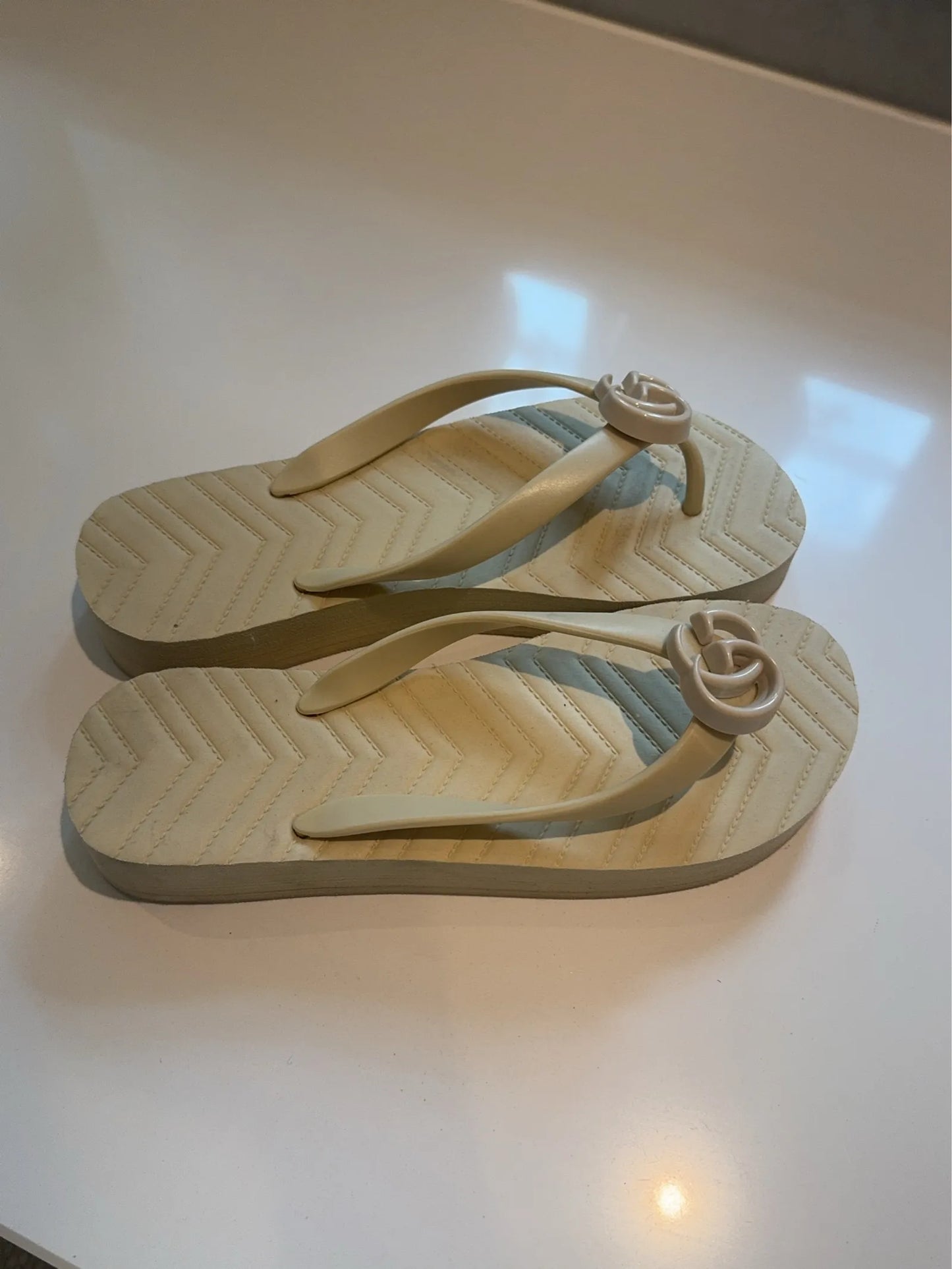Gucci Flip-flops