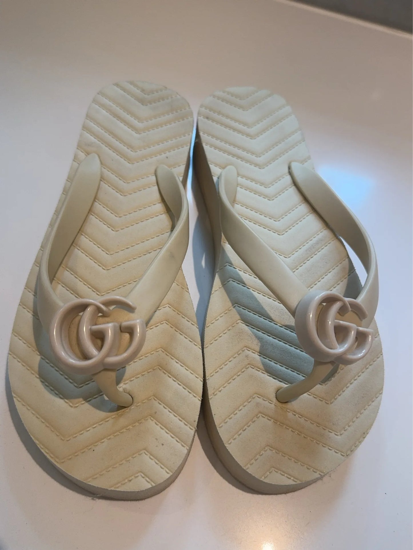 Gucci Flip-flops