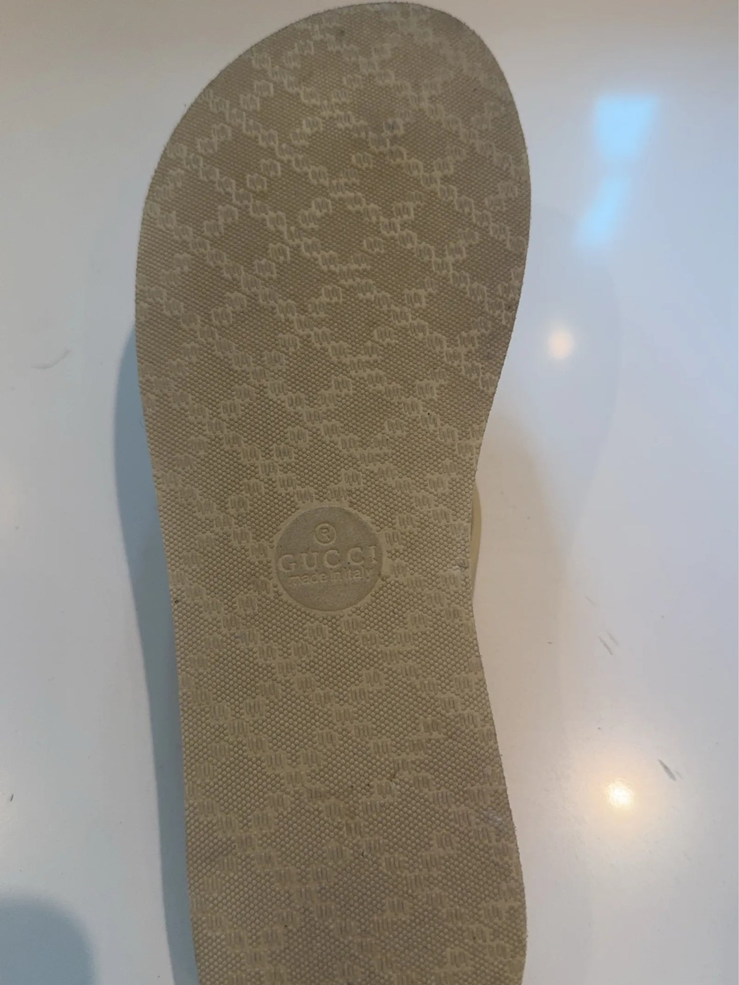 Gucci Flip-flops
