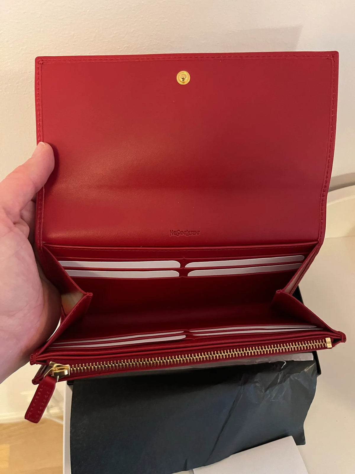 Yves Saint Laurent-skinnplånbok NWT