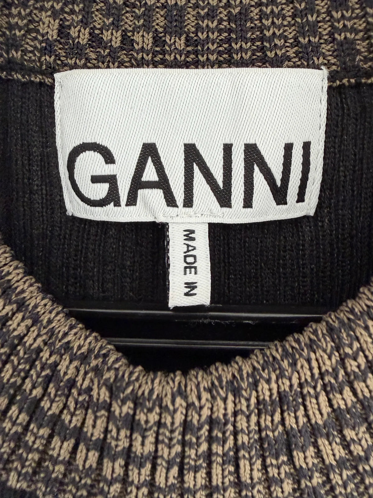 Ganni-tröja