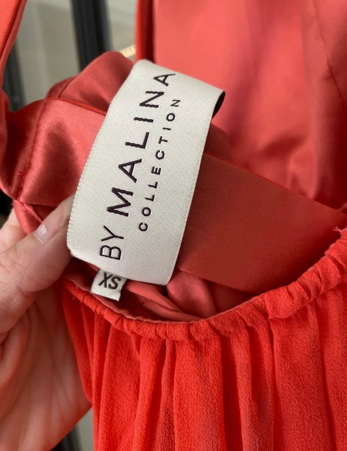 Malina-sidenklänning