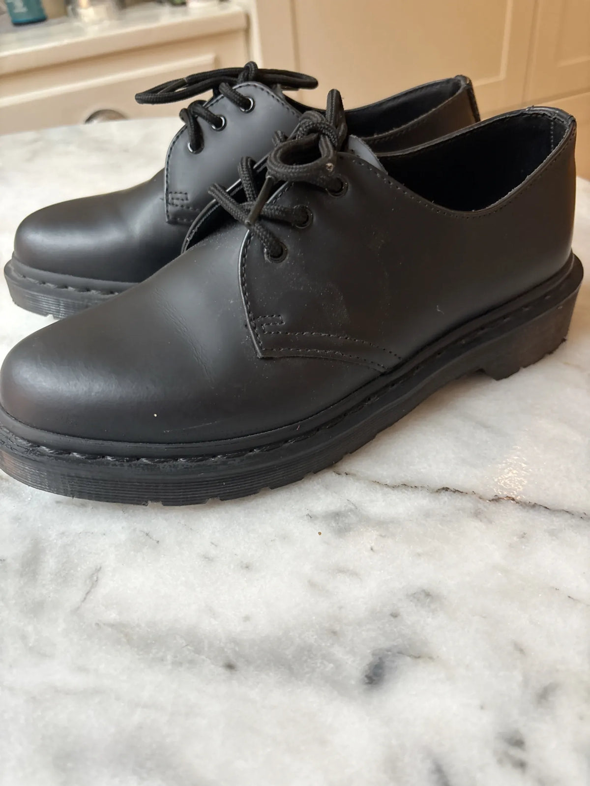Dr. Martens Mono 1461 Loafers