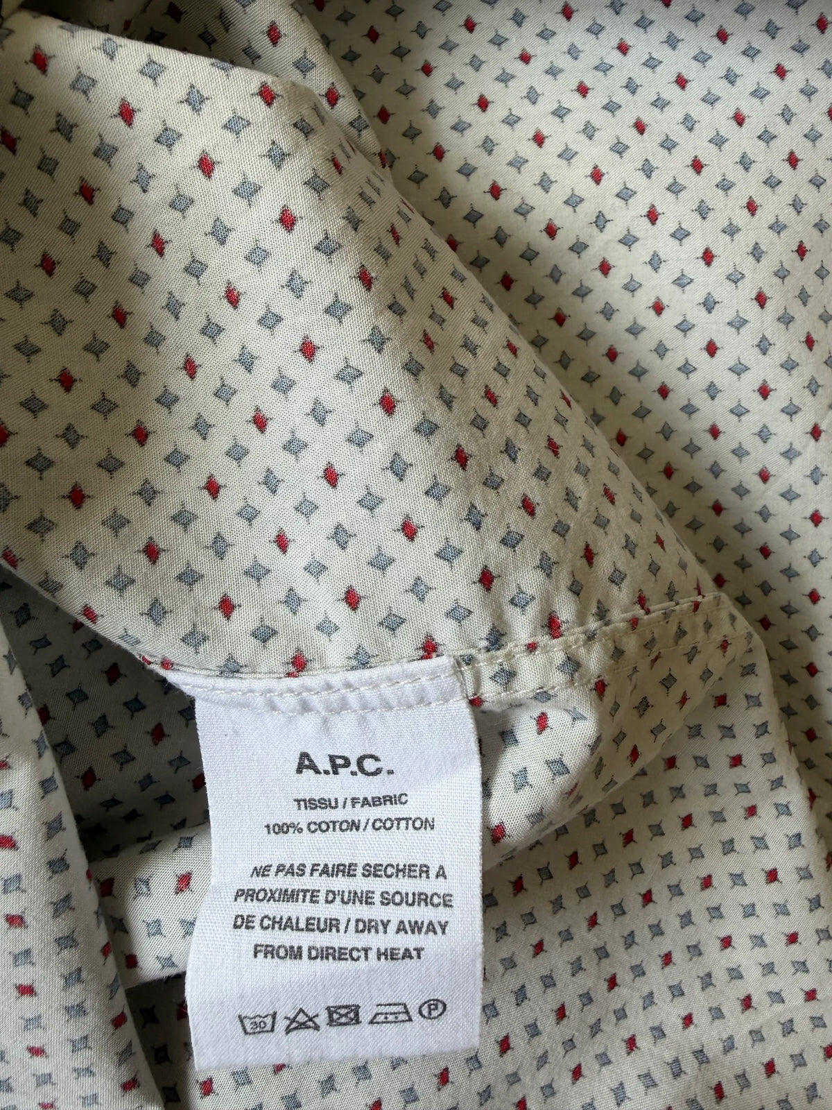 APC-skjorta