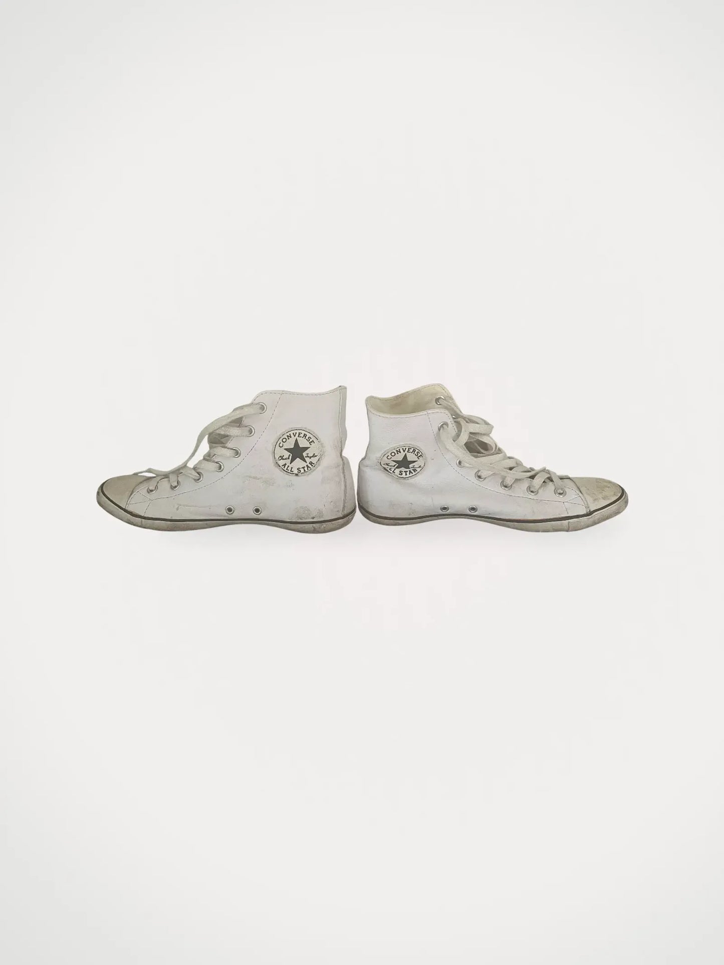 Converse-skinnsneakers