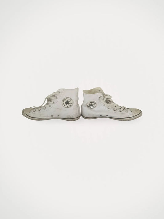 Converse-skinnsneakers