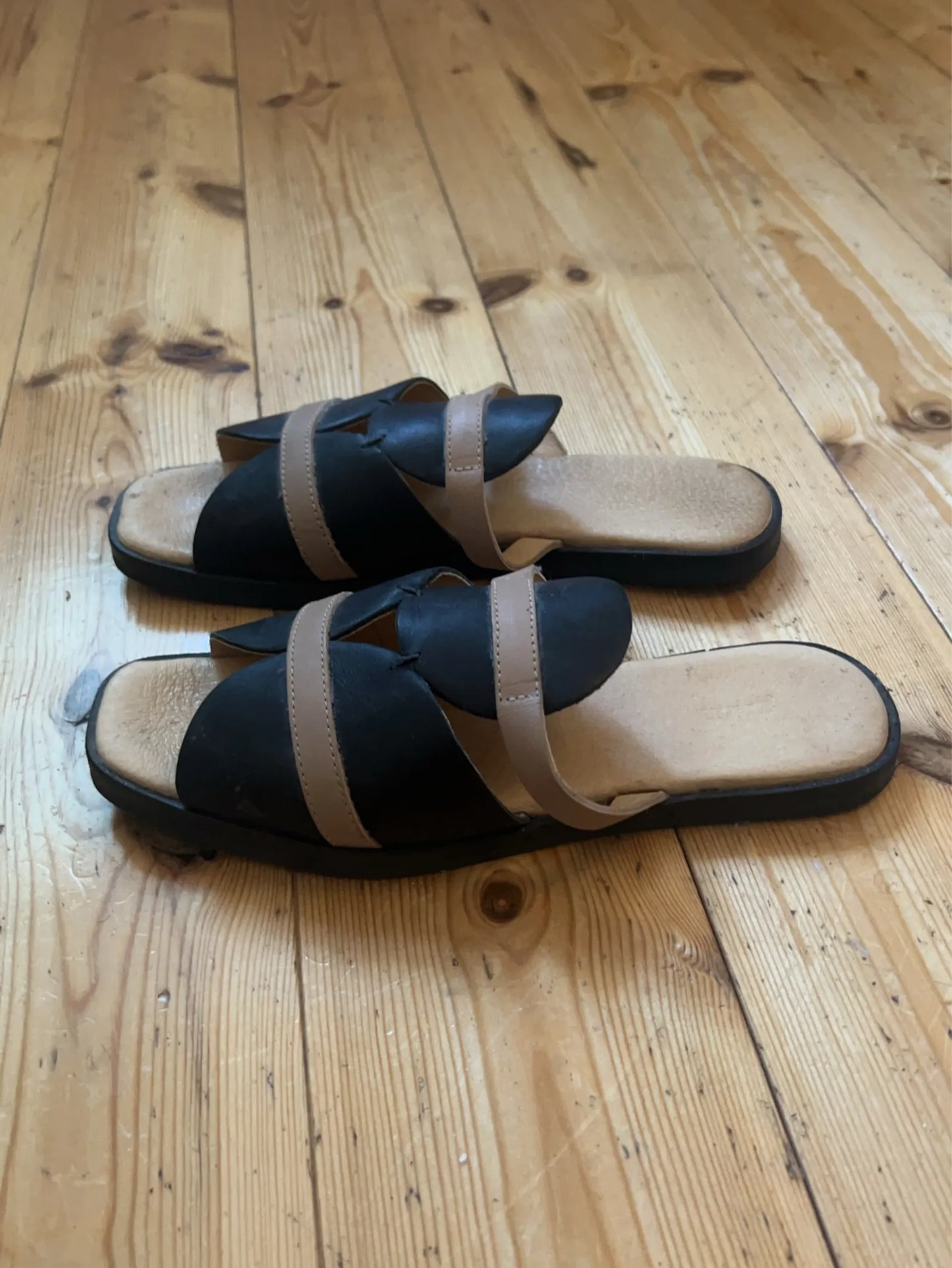 Gram 189g Sandals