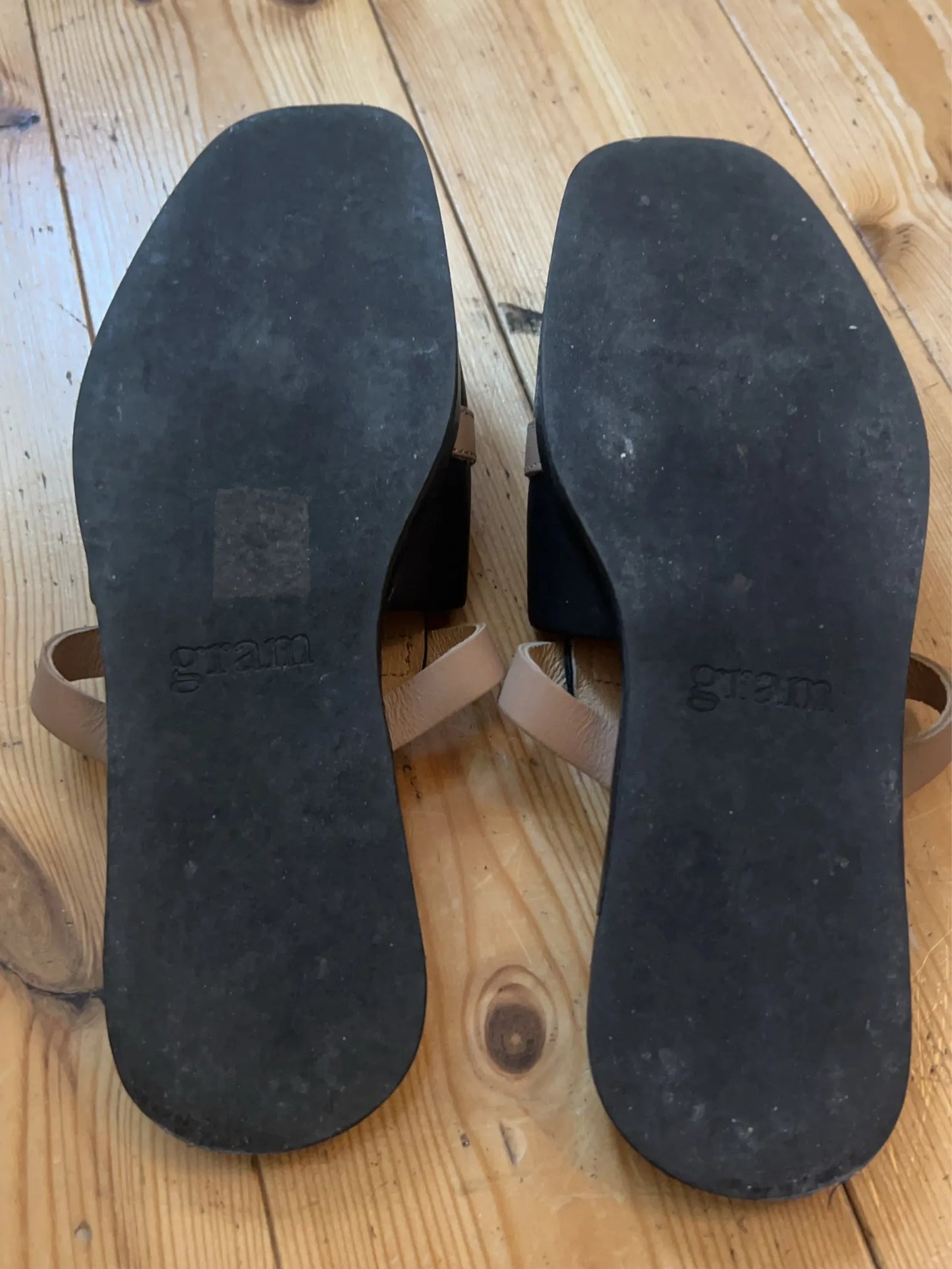 Gram 189g Sandals
