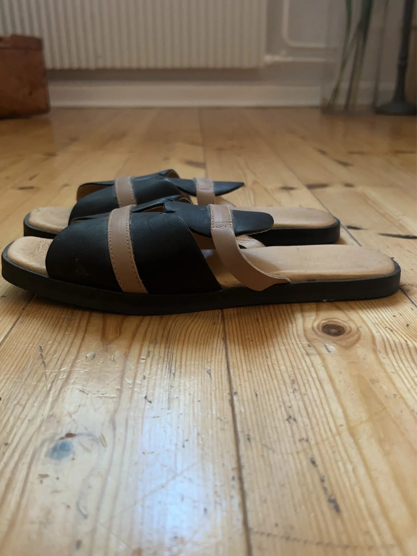 Gram 189g Sandals