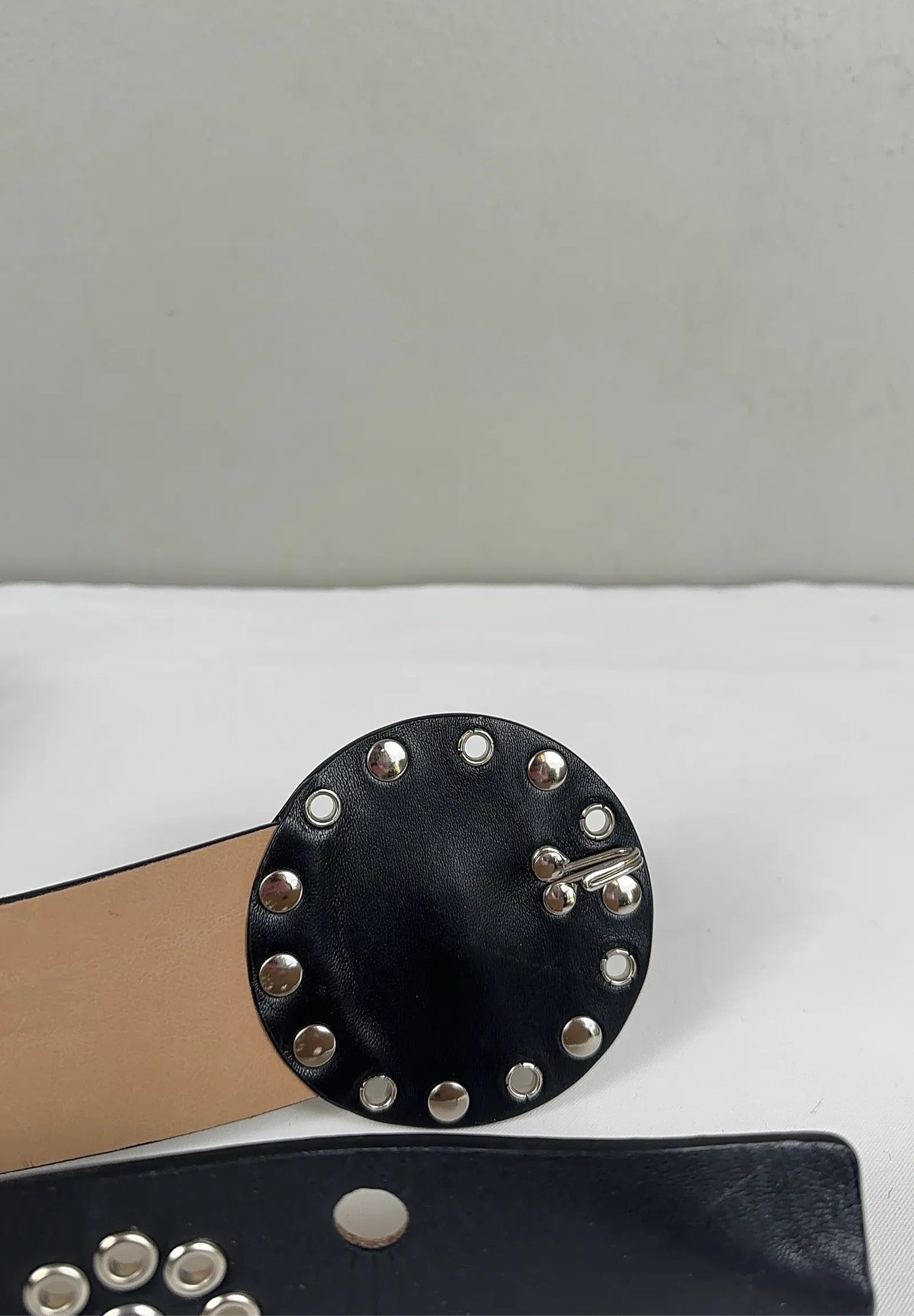 Maryam Nassir Zadeh Belt