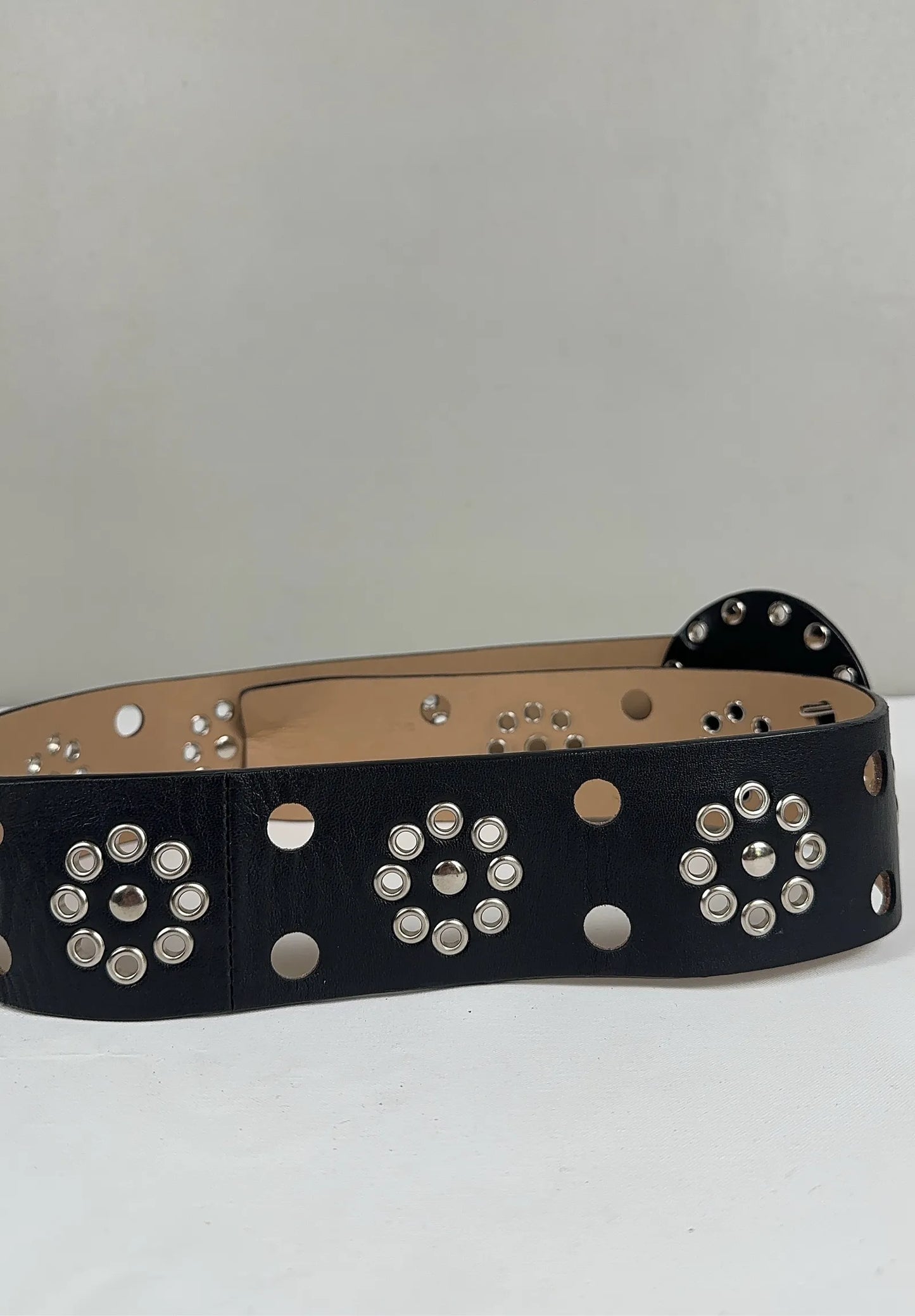 Maryam Nassir Zadeh Belt