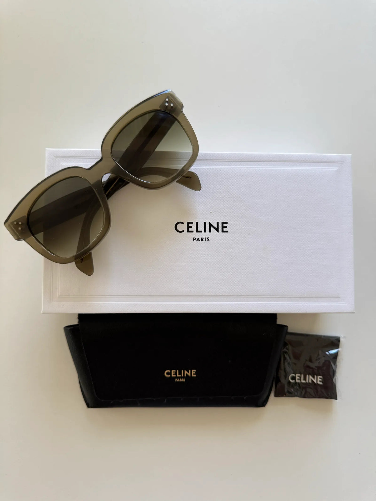 Céline Cl4002un Sunglasses