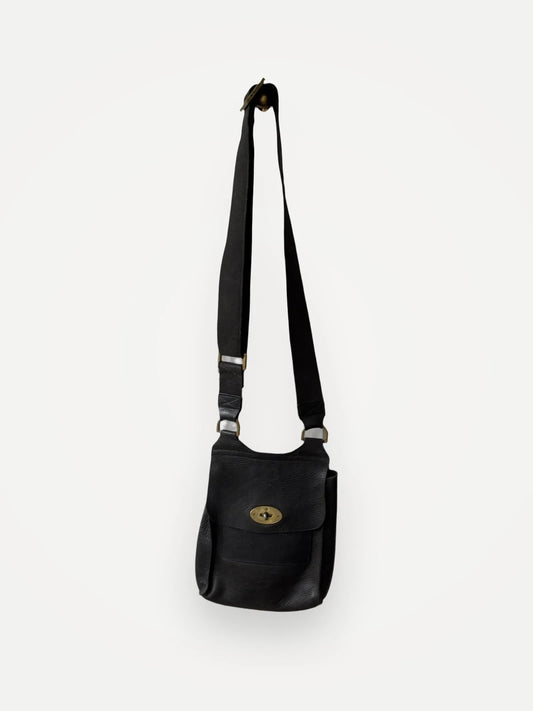 Mulberry Antony Black Small Classic Grain-skinnaxelremsväska